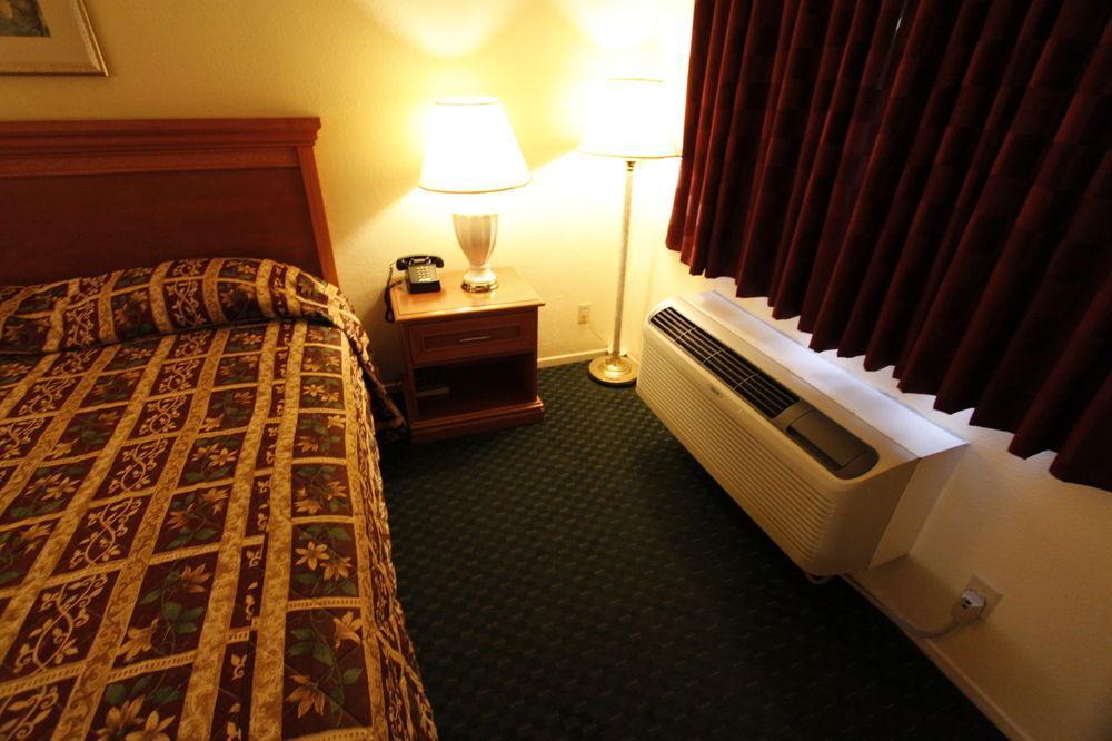 Welcome Motel 2*